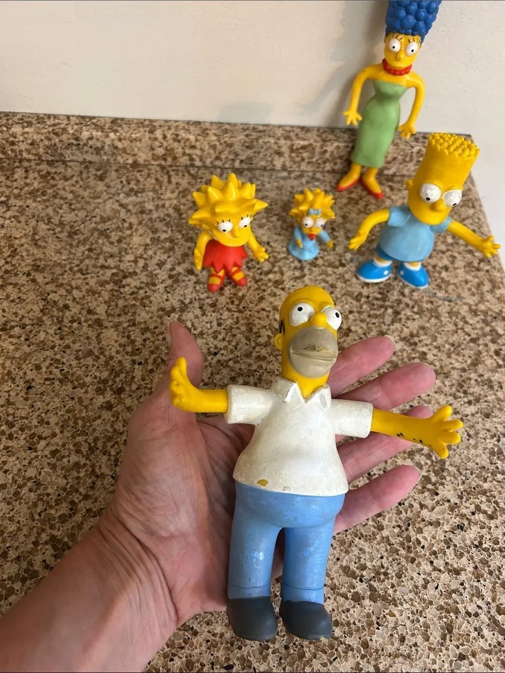 The Simpson Family Action Figure Set - Have some donuts 🍩 🍩 and have fun 🤩